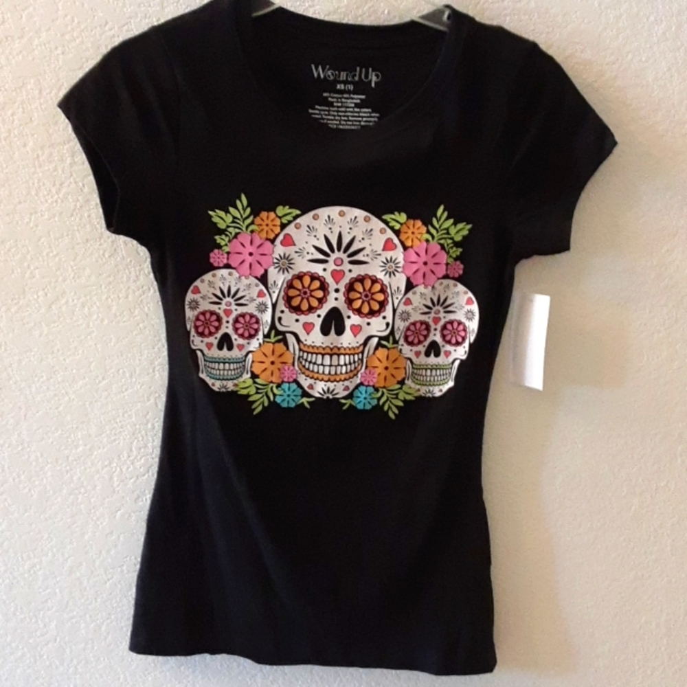 Skull TShirt Colorful Skull Design Black Womens Size XS Halloween